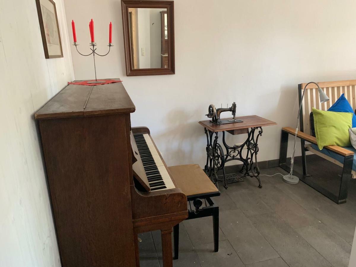 Stiftsherrenhaus Münstermaifeld Eksteriør billede